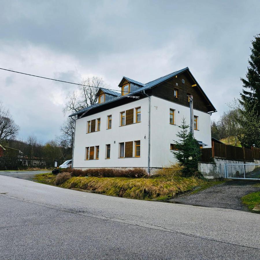 Apartman Na Sjezdovce Sedloňov Zewnętrze zdjęcie